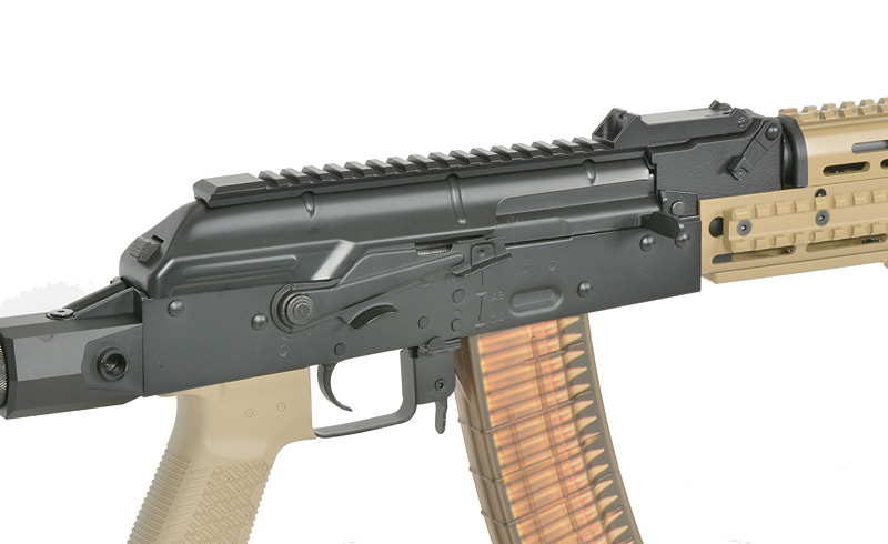 Strike Industries AK-TRAX mit Eshooter ETU max. 0,5J AEG TAN