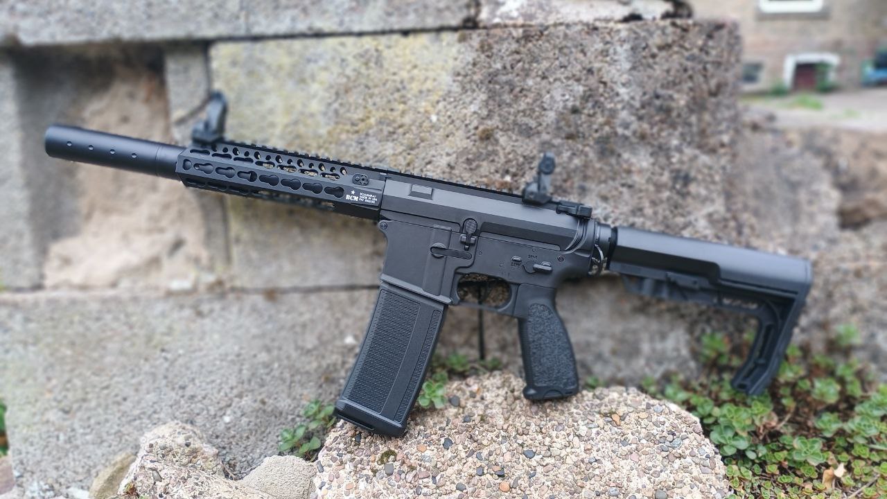 CUSTOMGUN: WE07 'Gunfighter' max 0,5J Highspeed AEG mit Eshooter ETU&Mosfet