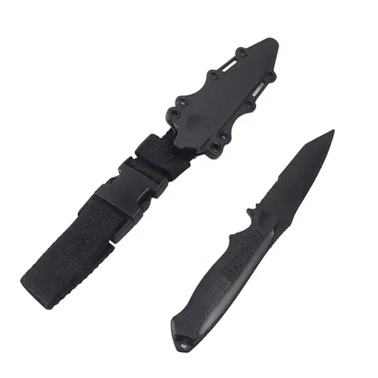 Trainingsmesser "Tanto"-Style mit Scheide schwarz Trainingsmesser "Tanto"-Style mit Scheide schwarz
