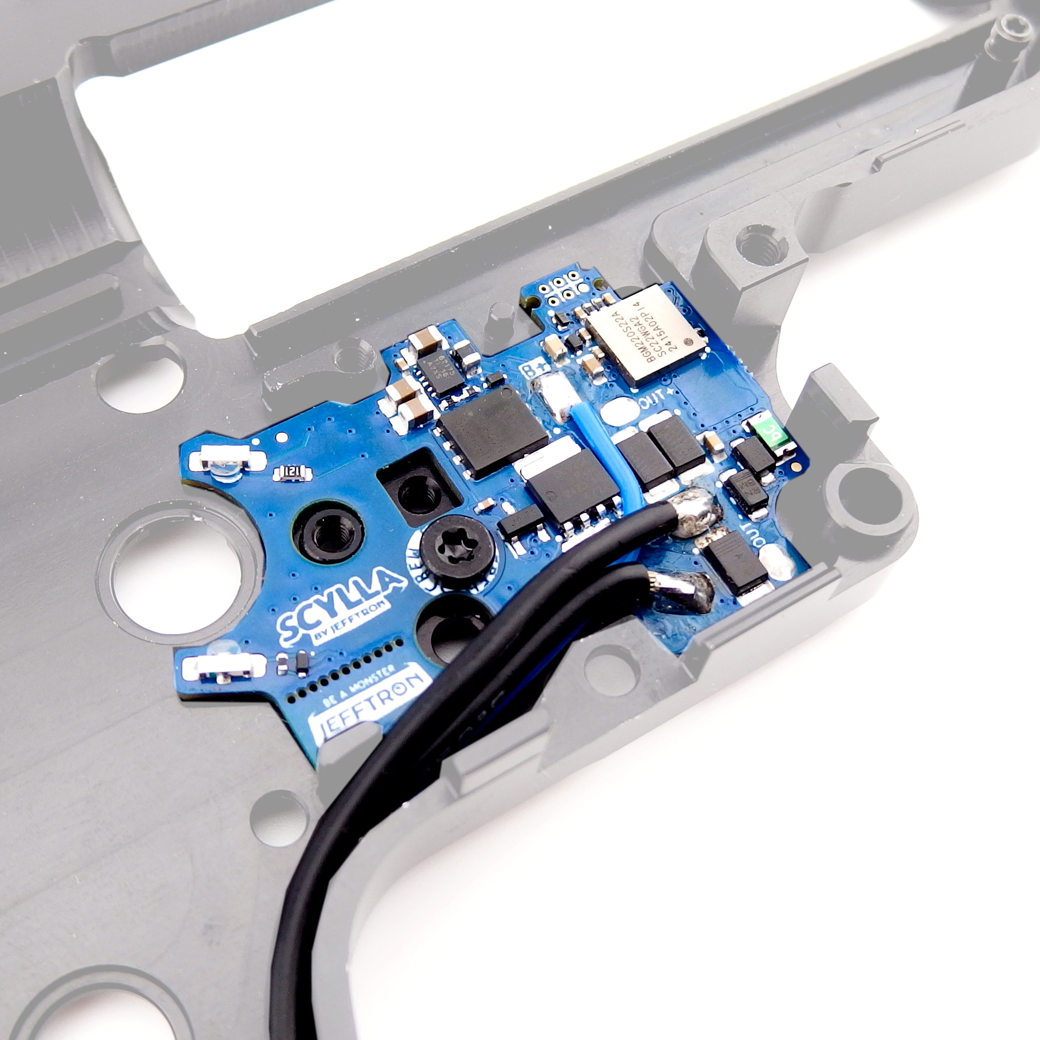 Jefftron Scylla V2 Backwired